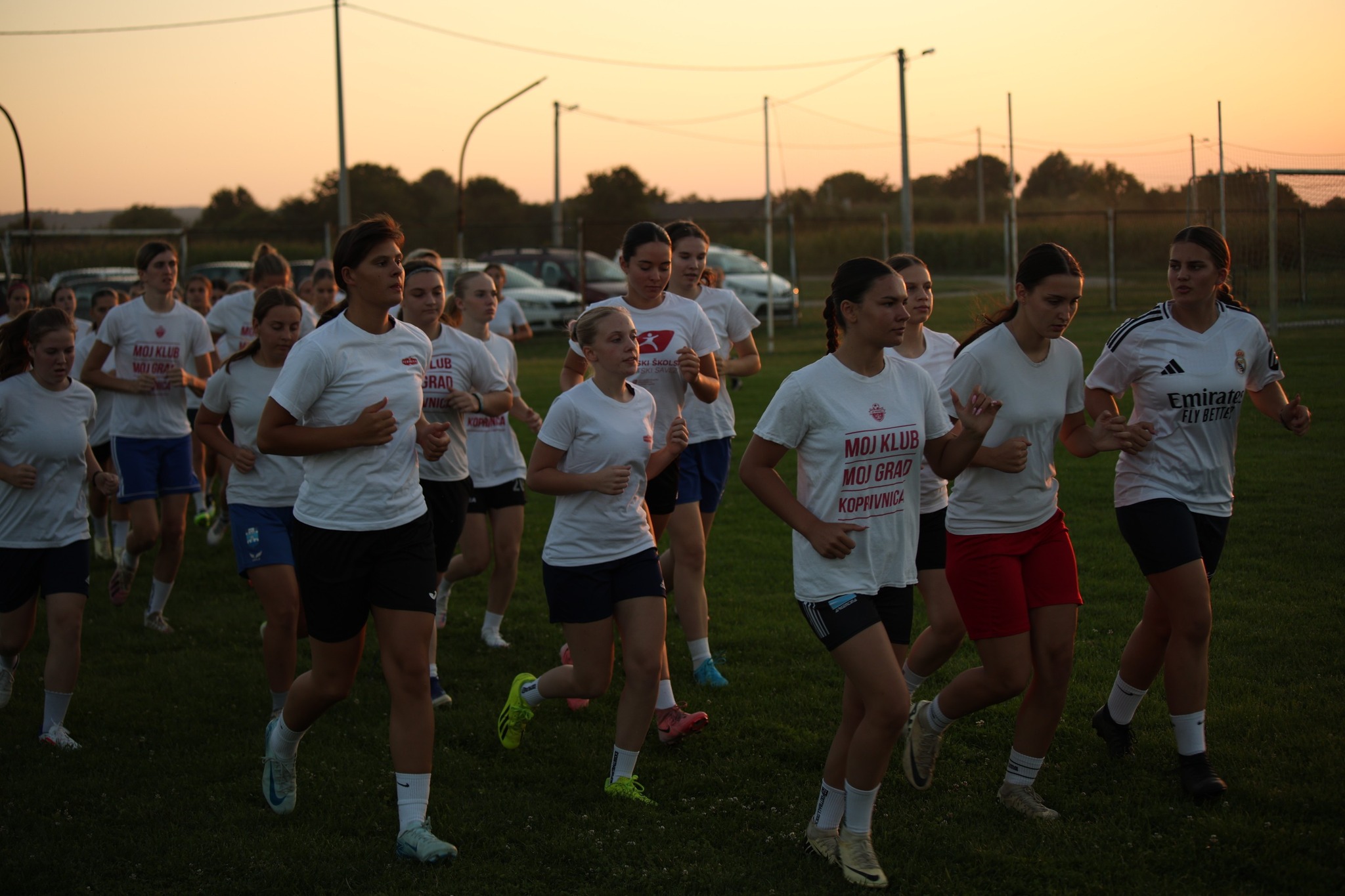 Proces je često spor,  ali napredak se ipak gradi  “iza kulisa”